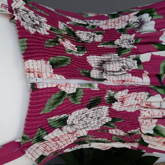 NWOT Floral print dress - Picture 5 of 11